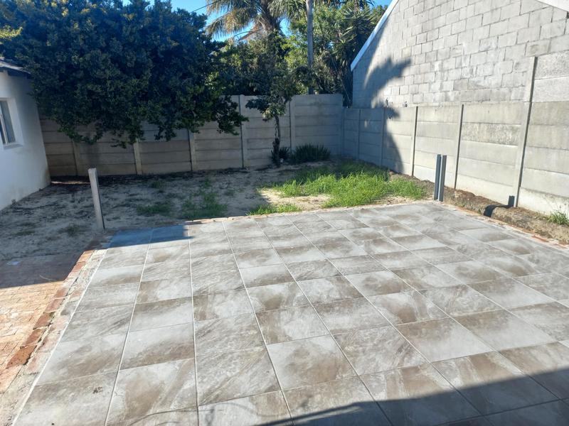 To Let 3 Bedroom Property for Rent in Strand North Western Cape